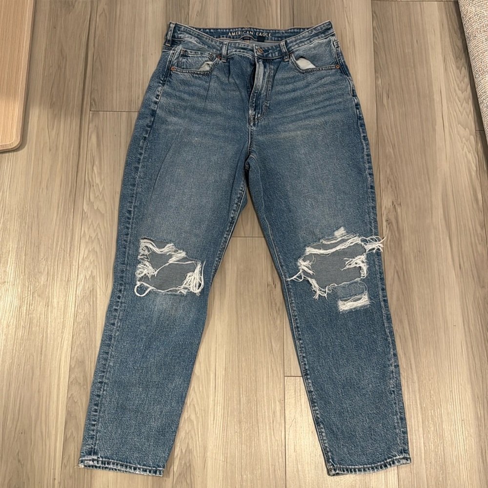 American Eagle straight jeans